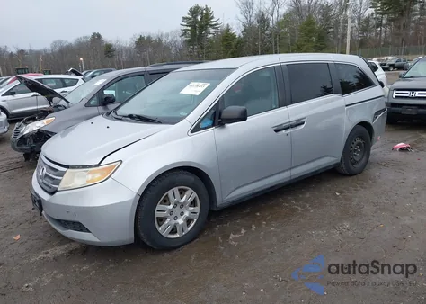 2011 Honda Odyssey Lx z USA, uszkodzony, nr VIN 5FNRL5H2XBB065217